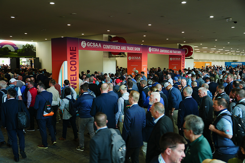 Crowd of attendees entering the 2025 GCSAA Conference and Trade Show