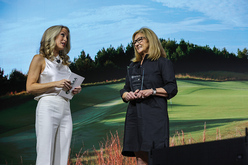 Tenia Workman speaking at a Georgia GCSA event