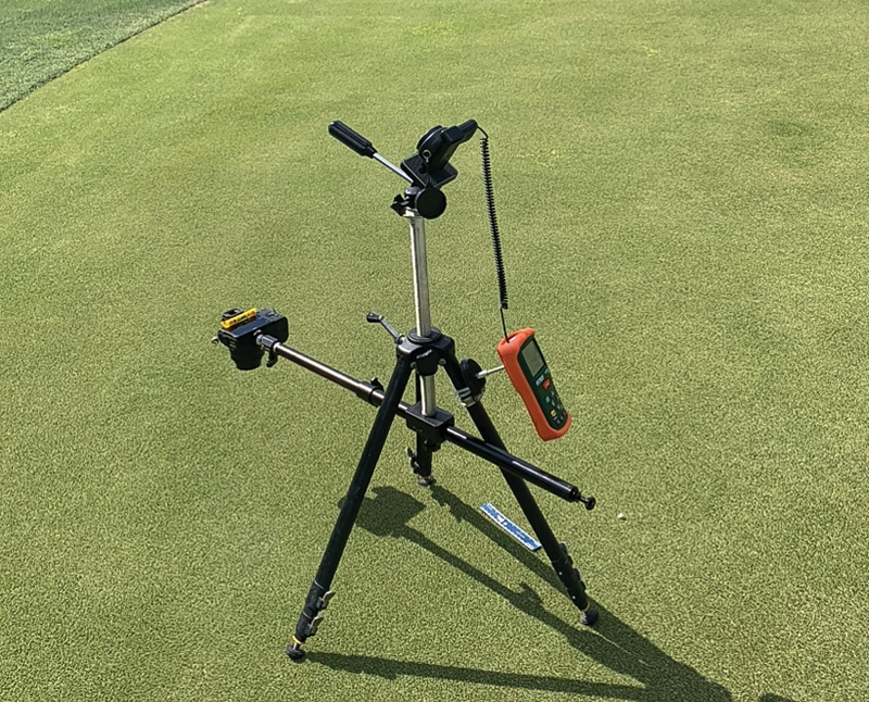 Turfgrass color camera setup